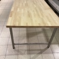 961672-2 Bakery bench in mint condition