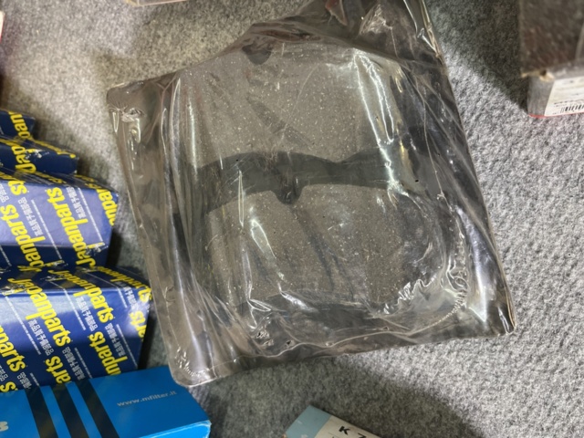 662946-22 Spare parts for passenger cars