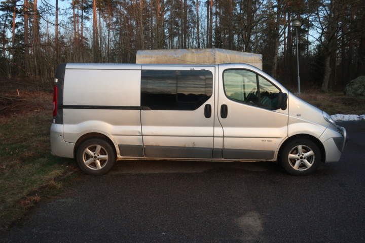 988020-3 Nissan Primastar Combi 2.5 dCi Quickshift, 146hp, 2010