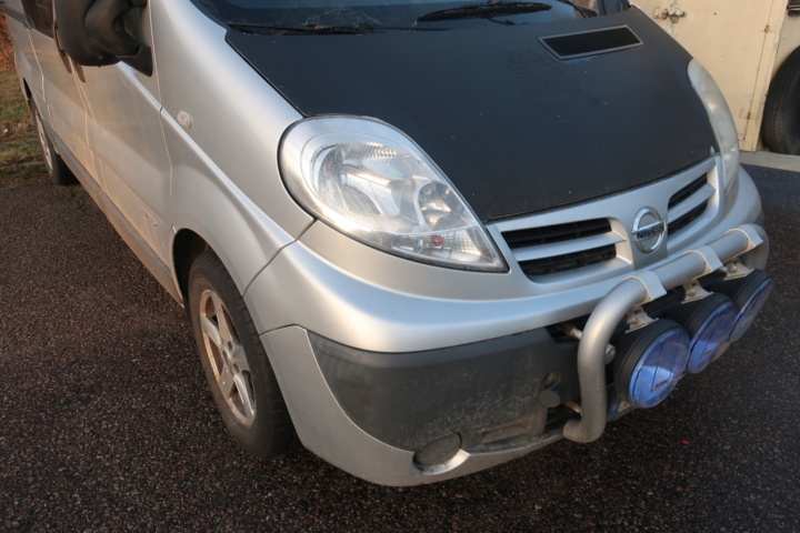 988020-18 Nissan Primastar Combi 2.5 dCi Quickshift, 146hp, 2010