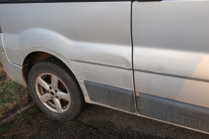 988020-20 Nissan Primastar Combi 2.5 dCi Quickshift, 146hp, 2010