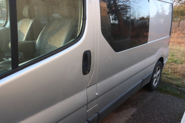 988020-22 Nissan Primastar Combi 2.5 dCi Quickshift, 146hp, 2010