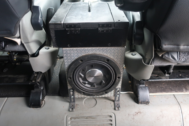 988020-49 Nissan Primastar Combi 2.5 dCi Quickshift, 146hp, 2010