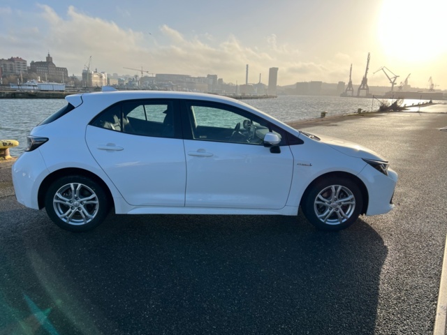 953022-6 Toyota Corolla Hybrid e-CVT - 2020