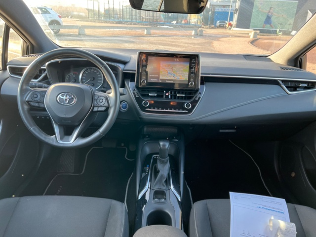 953022-10 Toyota Corolla Hybrid e-CVT - 2020