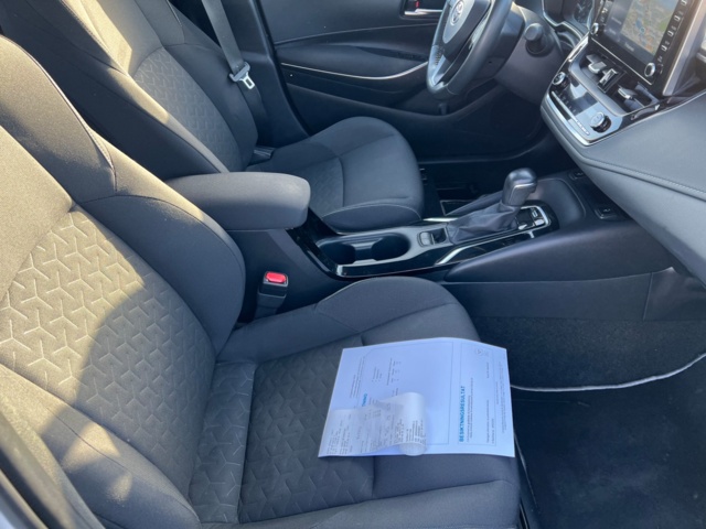 953022-12 Toyota Corolla Hybrid e-CVT - 2020