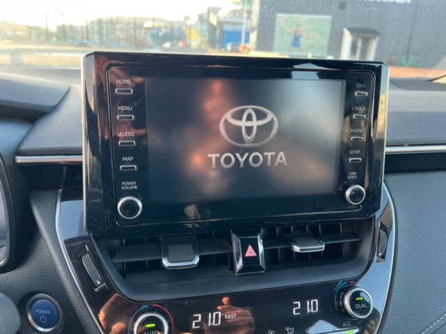 953022-18 Toyota Corolla Hybrid e-CVT - 2020