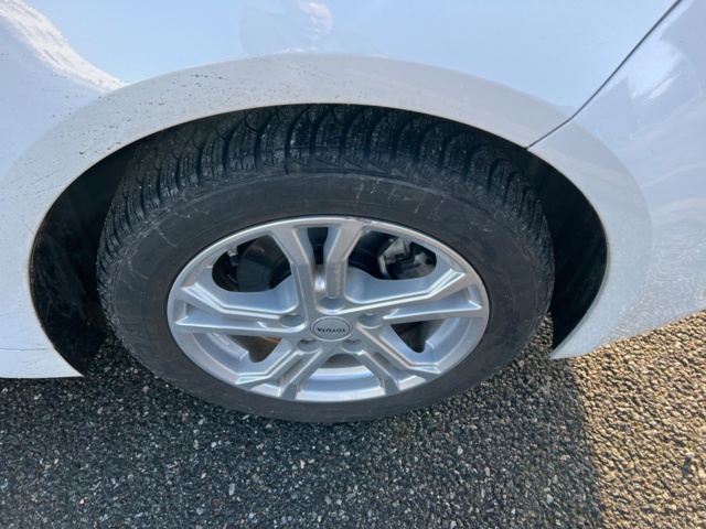 953022-23 Toyota Corolla Hybrid e-CVT - 2020