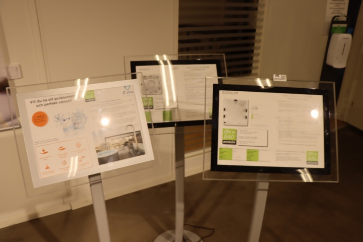 930789-3 3 display displays with lighting