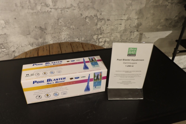 930815-1 Pool Blaster vacuum cleaner