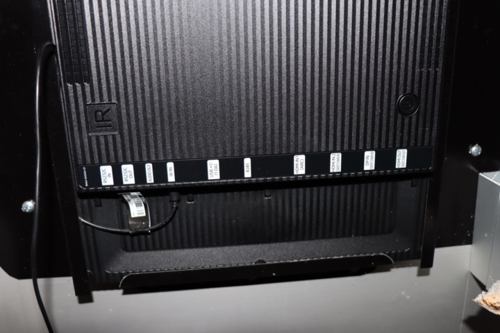 930823-5 Monitor 37 inch Samsung SH37R Stretched Display