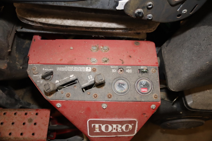 988344-5 Green mower Toro