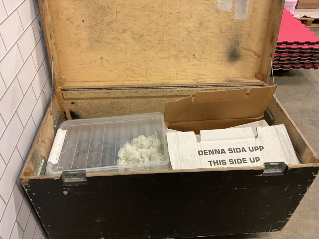 961733-6 2 pcs. stage boxes on wheels