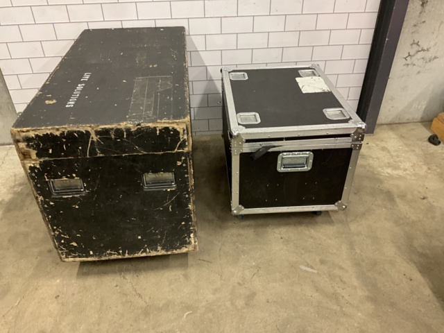 961733-7 2 pcs. stage boxes on wheels