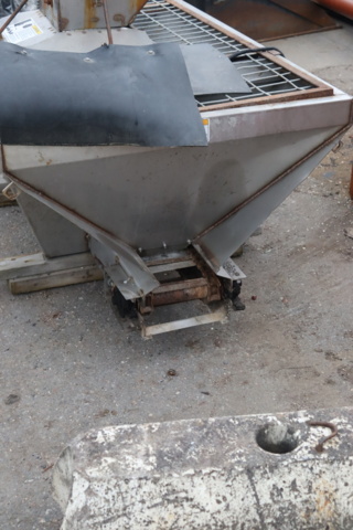 988803-7 Sand spreader Sno-Way.