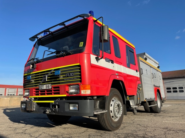989088-1 Fire engine VOLVO FL10 4x2 1997, Low mileage