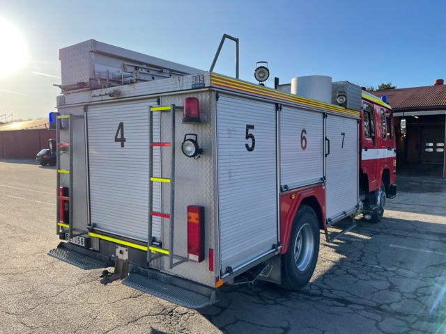 989088-7 Fire engine VOLVO FL10 4x2 1997, Low mileage