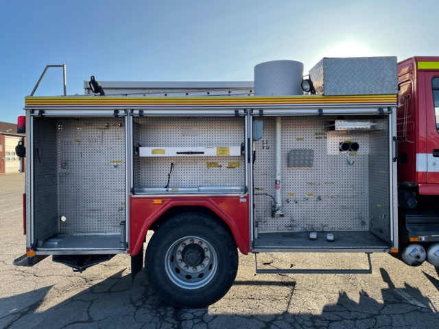 989088-35 Fire engine VOLVO FL10 4x2 1997, Low mileage