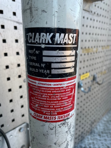 989088-37 Fire engine VOLVO FL10 4x2 1997, Low mileage