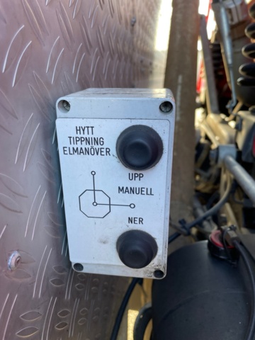 989088-41 Fire engine VOLVO FL10 4x2 1997, Low mileage