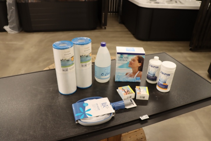 930904-1 Spa package 24