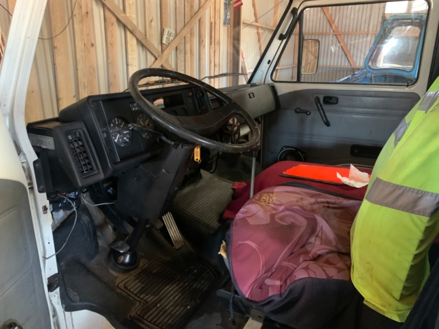989144-36 Volkswagen LT Chassis Cab 31 2.4 - 1990