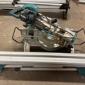 986233-2 Makita kap- och gersåg, komplett med sågbänk