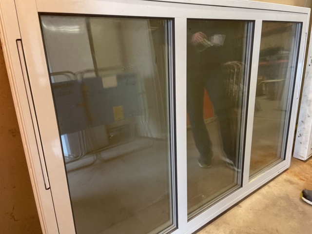 986322-2 Window, openable hinged