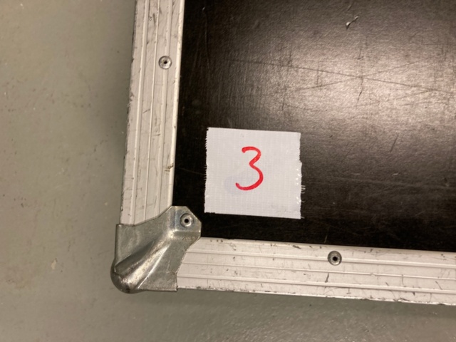 989543-6 Yamaha 01V Digital Mixing Console