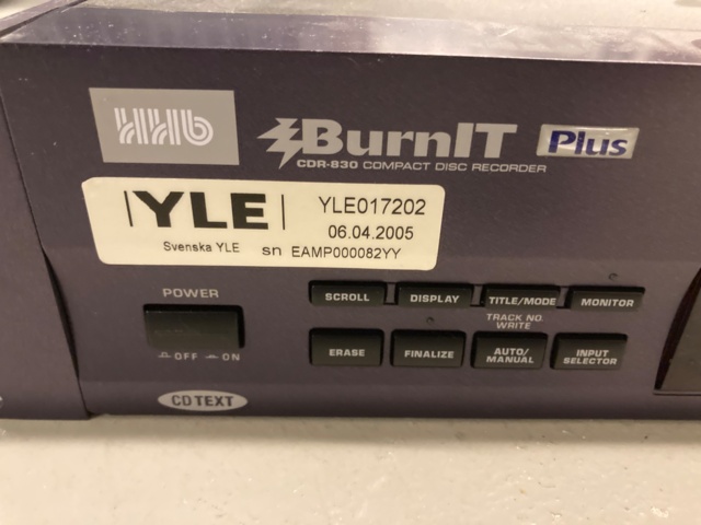 989550-2 HHB CDR-830 BurnIT Compact Disc Recorder