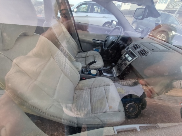 961408-18 Volvo V50 2.0 D Manual, 136hp, 2006