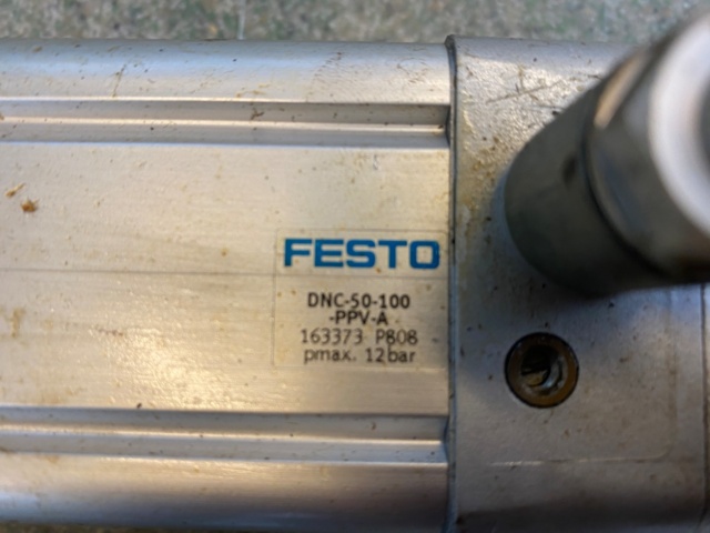 989849-2 Compressed air piston Festo
