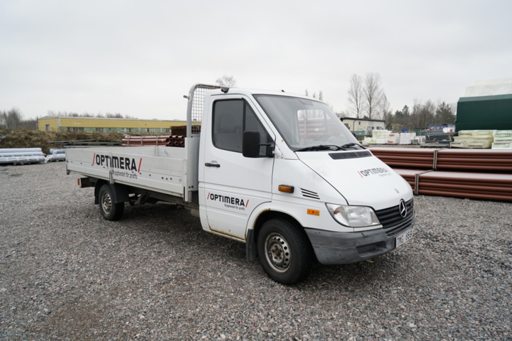 989567-1 Mercedes-Benz Sprinter 313 CDI Chassis Cab Manual, 129hp, 2002