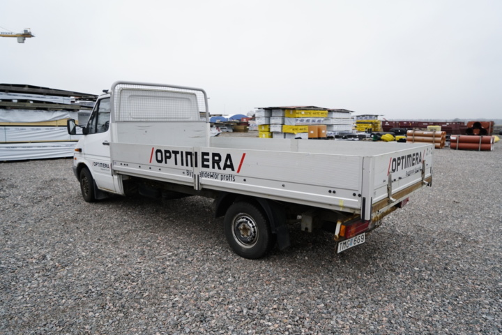 989567-5 Mercedes-Benz Sprinter 313 CDI Chassis Cab Manual, 129hp, 2002