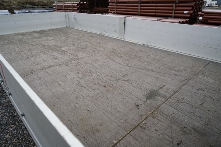 989567-9 Mercedes-Benz Sprinter 313 CDI Chassis Cab Manual, 129hp, 2002