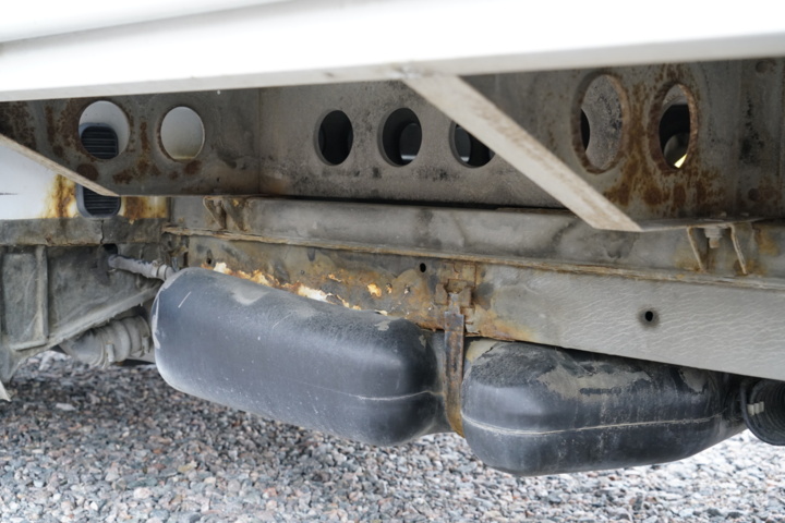 989567-12 Mercedes-Benz Sprinter 313 CDI Chassis Cab Manual, 129hp, 2002