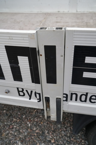 989567-26 Mercedes-Benz Sprinter 313 CDI Chassis Cab Manual, 129hp, 2002