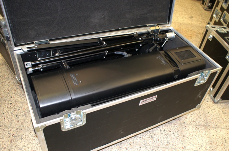 773367-2 Follower spot - Robert Juliat Alex