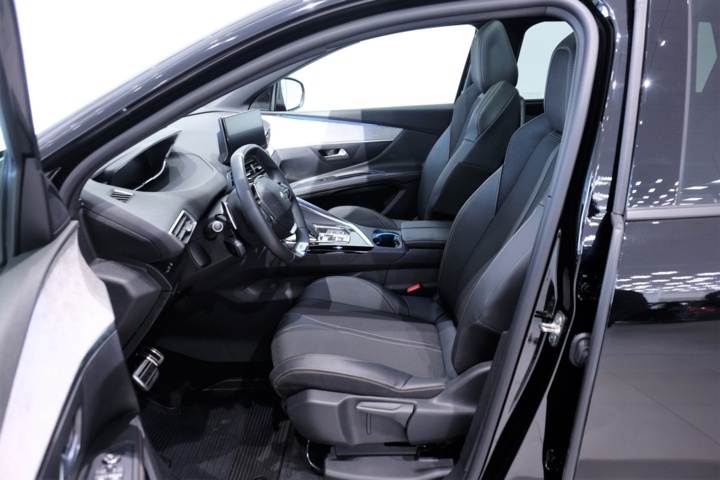 989577-8 Peugeot 5008 1.5 BlueHDi EAT -2022