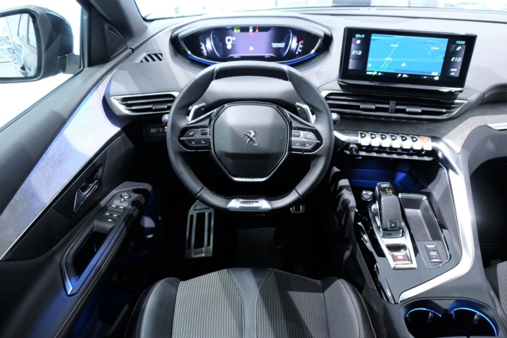 989577-9 Peugeot 5008 1.5 BlueHDi EAT -2022