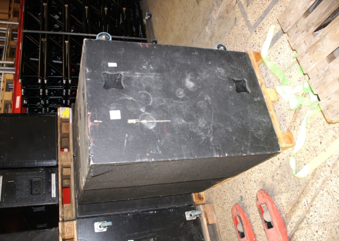 773387-1 2 pcs SUB 218 - 120 x 90 x 60 cm