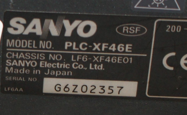 773394-5 Projector Sanyo XF 46 Incl. lens