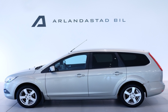 989811-2 Ford Focus Kombi 1.6 TDCi -2010
