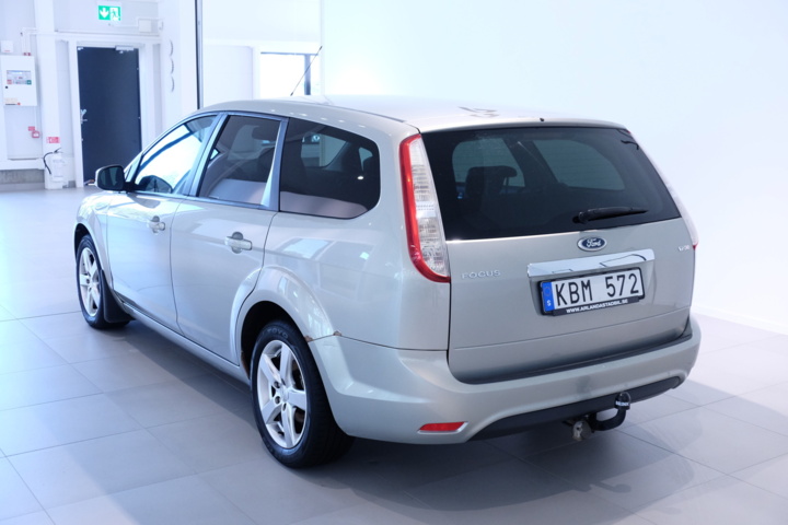 989811-3 Ford Focus Kombi 1.6 TDCi -2010