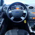 989811-14 Ford Focus Kombi 1.6 TDCi -2010