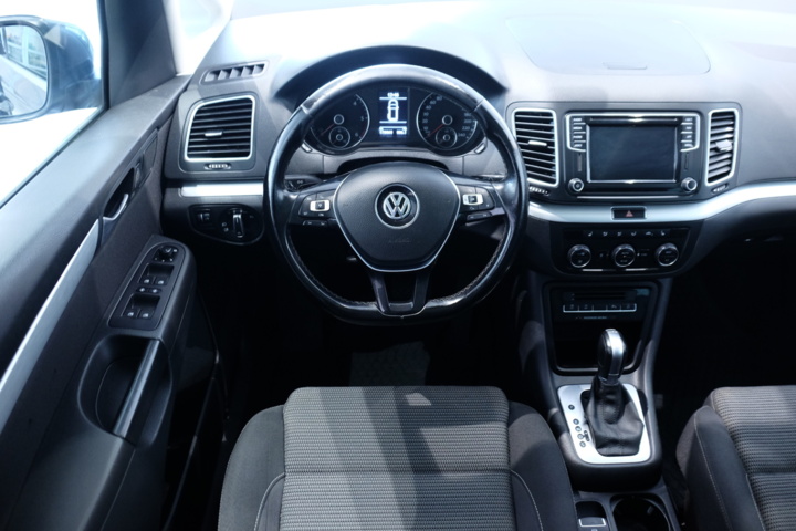 989826-20 Volkswagen Sharan 2.0 TDI - 2018