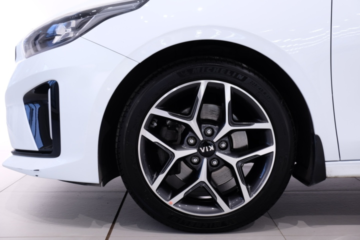 989827-4 Kia Ceed Sportswagon 1.4 T-GDI DCT - 2019