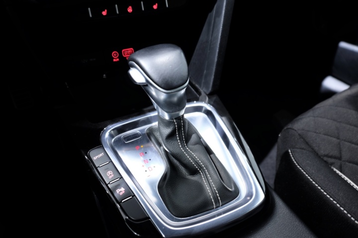 989827-14 Kia Ceed Sportswagon 1.4 T-GDI DCT - 2019