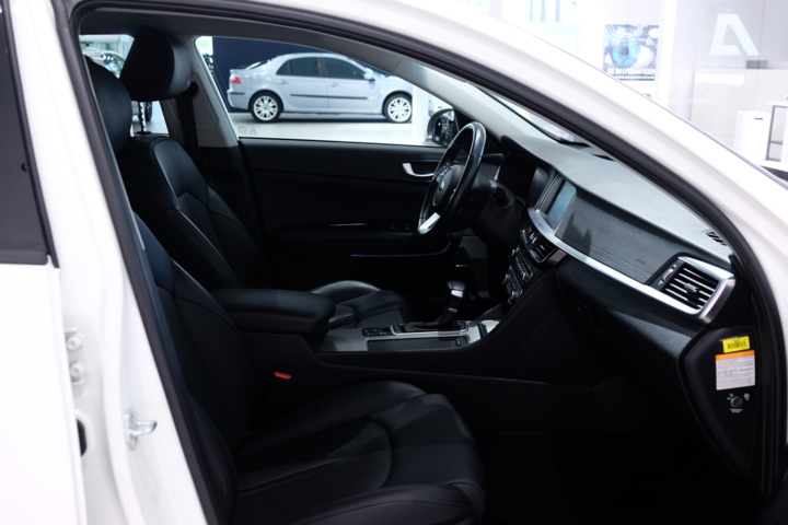 989913-9 Kia Optima Sport Wagon Plug-in Hybrid - 2020