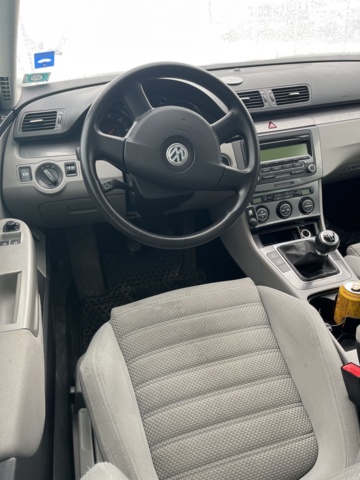 989810-14 Volkswagen Passat Variant 1.9 TDI -2009